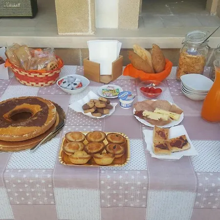 לינה וארוחת בוקר A Casa Di Sofia